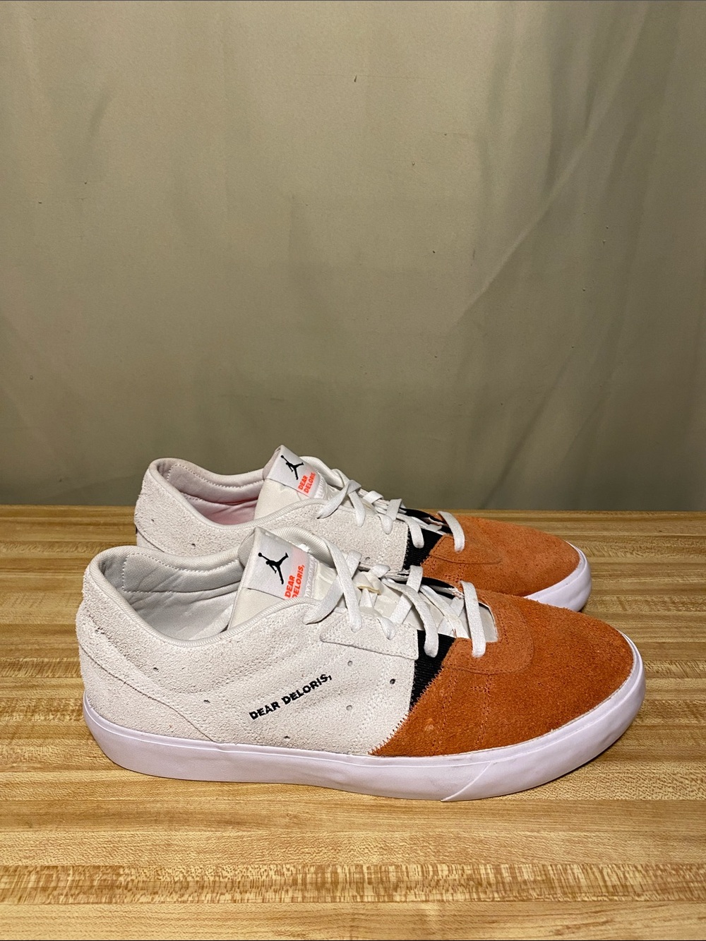 Nike Air Jordan Series .02 Dear Deloris Sail/Brunt Orang Lifestyle Shoes Mens 15